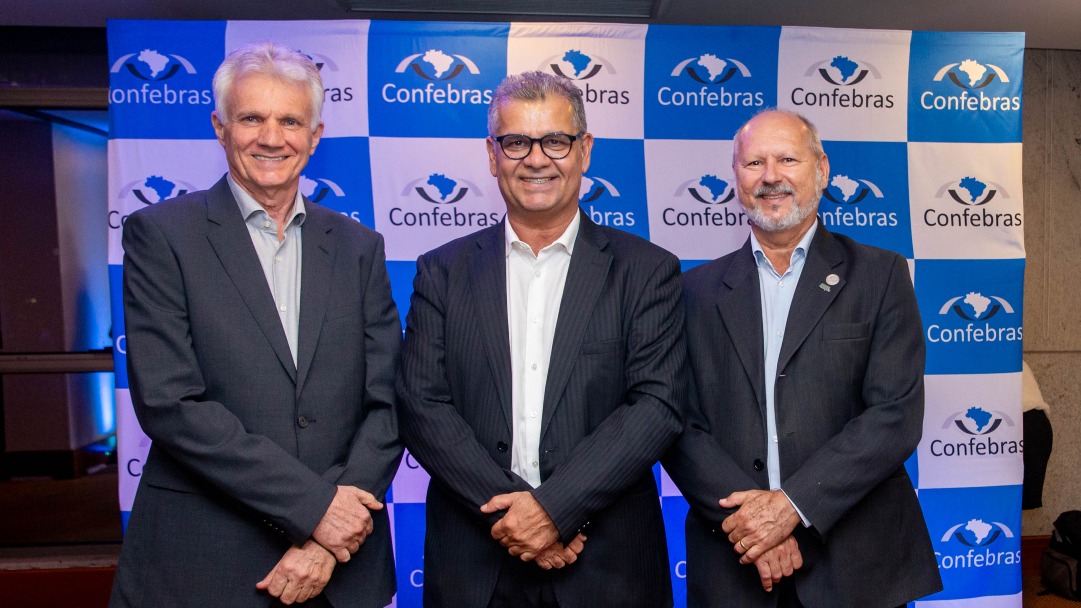 O Sistema CrediSIS assume vice-presidência da Confebras e integra Conselho Consultivo Nacional do Ramo Crédito