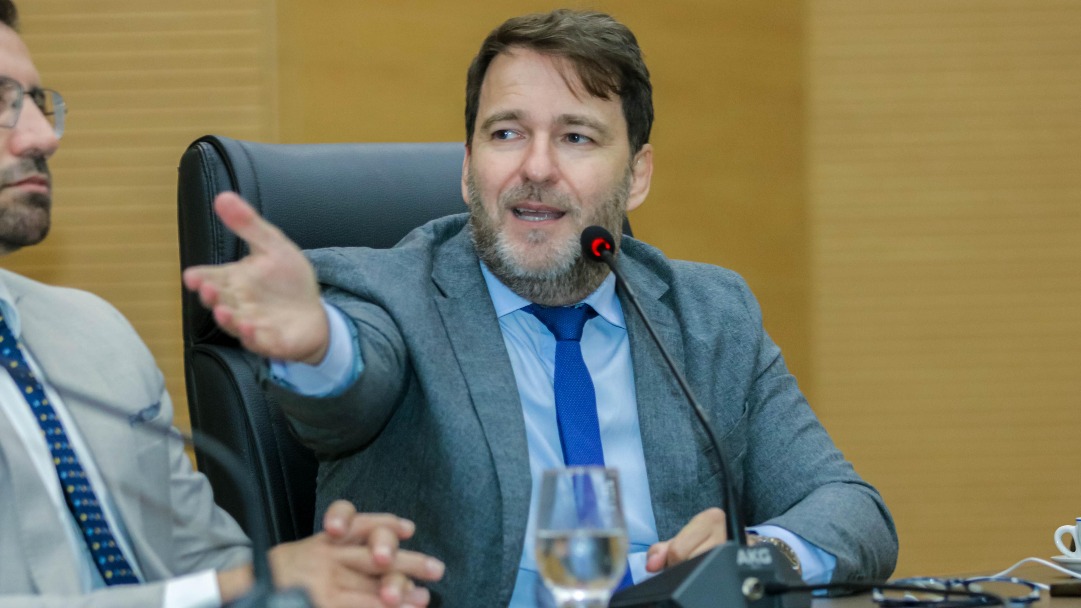 Deputado Alex Redano solicita recuperação urgente da RO-457, no trecho entre a BR-421 e a RO-459, em Ariquemes