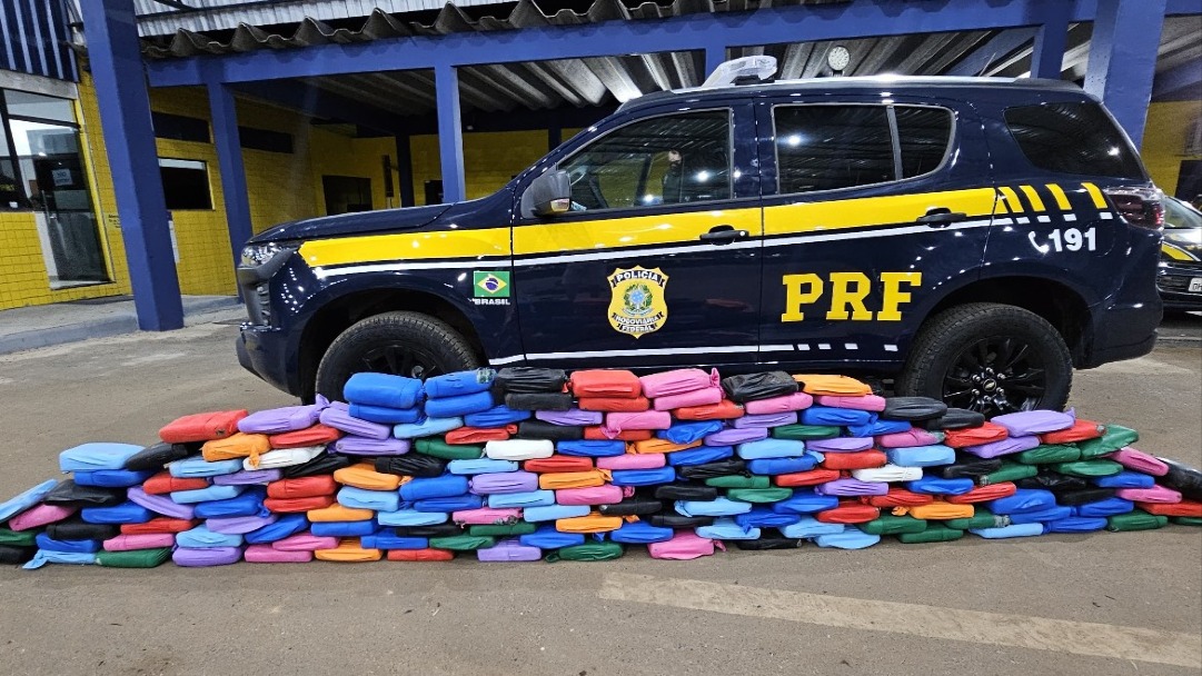 PRF apreende quase 190 kg de skunk escondidos em bebedouros na BR-364