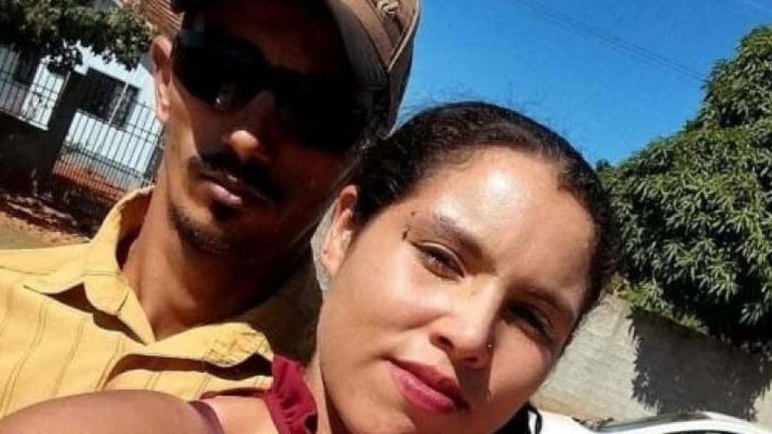 Tragédia na BR: Casal morre após moto ser atingida por caminhonete e deixa quatro filhos pequenos