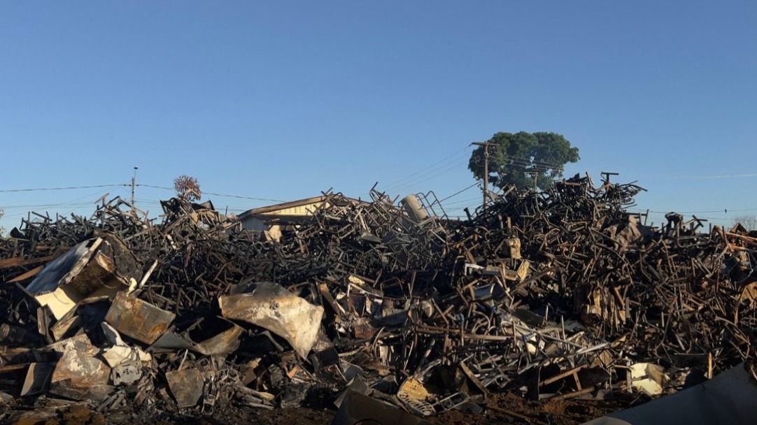 Incêndio em depósito da prefeitura de Buritis acende alerta sobre segurança do local