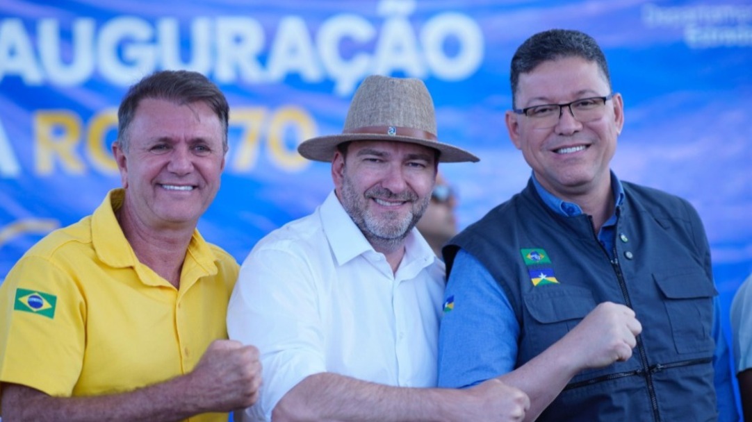 Presidente da Assembleia Legislativa comemora entrega da RO-370, a Rodovia do Boi, em Corumbiara