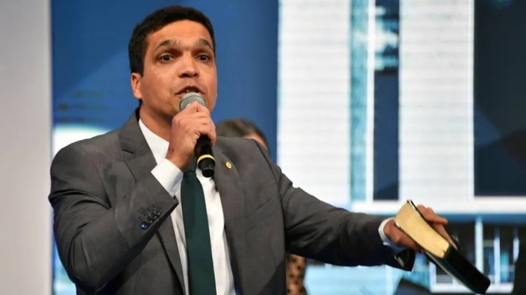 Cabo Daciolo afirma que mora em Ariquemes e quer ser senador por Rondônia