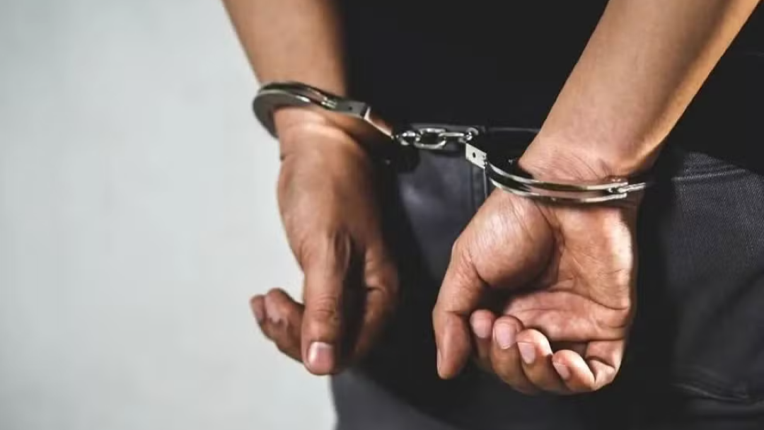 Foragido por estupro é preso ao tentar fugir de Porto Velho