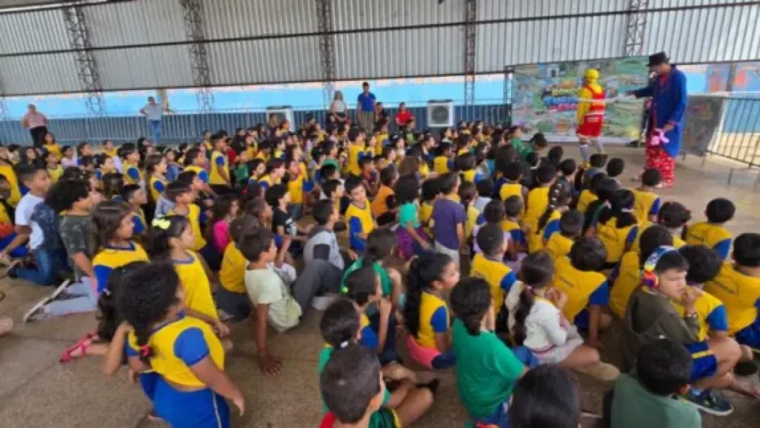 Projeto do governo de RO promove conhecimento sobre patrimônio turístico e cultural para alunos de Porto Velho.