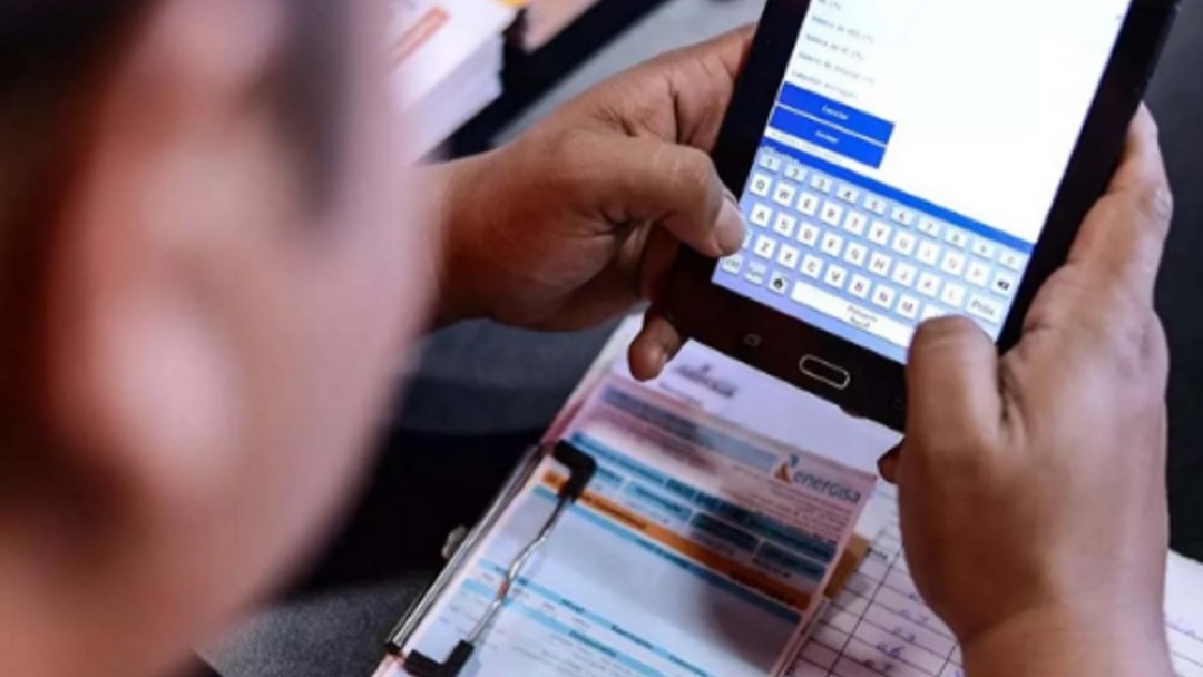 Contas de energia em atraso podem ser negociadas pelo celular; veja como fazer