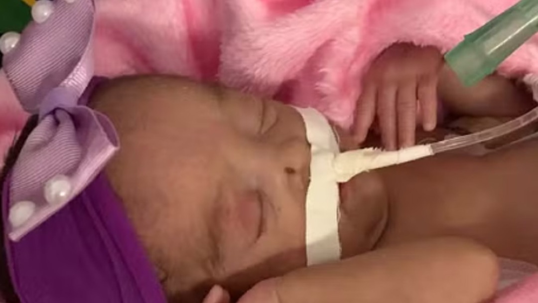 Polícia apura morte de bebê após pais denunciarem falta de materiais básicos em hospital de RO