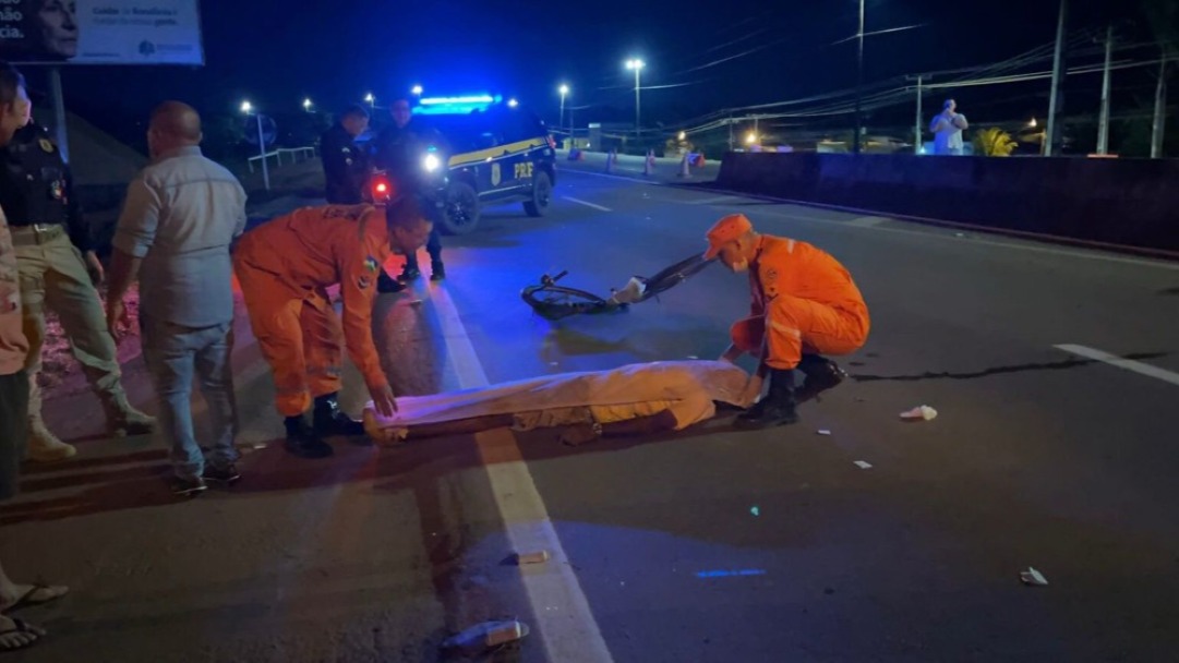 Idoso morre após ser atropelado por motocicleta na BR-364 em Rondônia