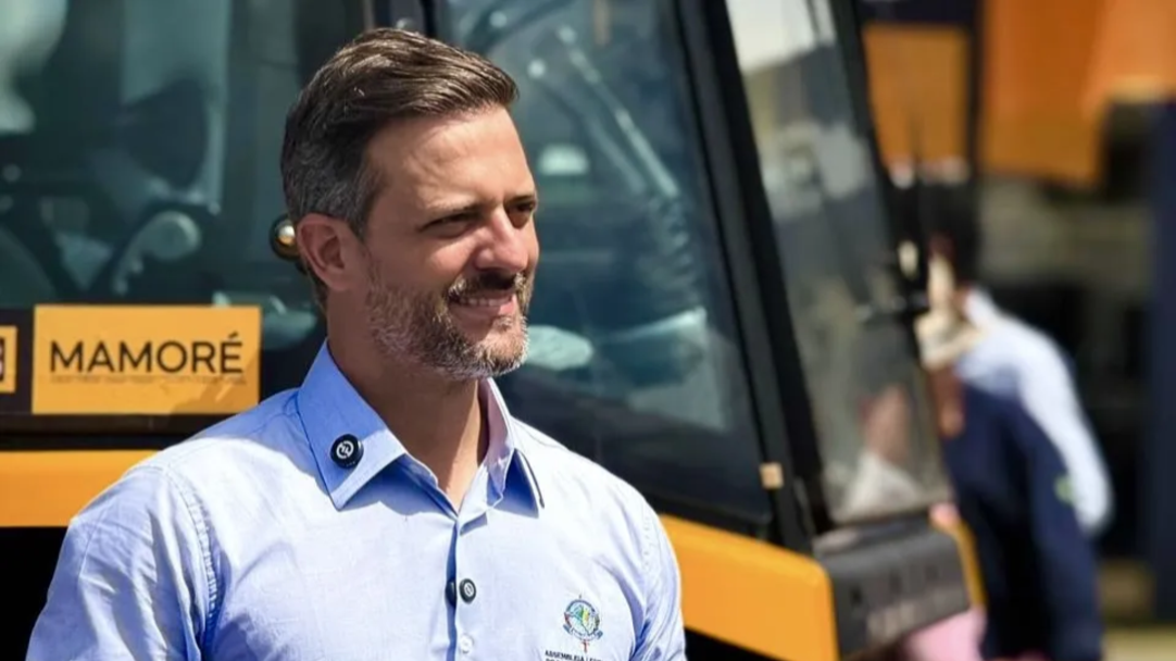 R$ 1,2 milhão de emenda do deputado Delegado Lucas garante novos implementos agrícolas para Buritis. 
