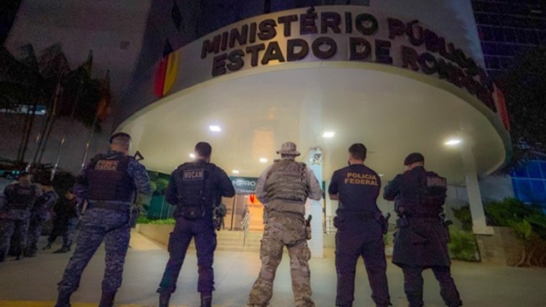 Forças de segurança cumprem mandados contra organizações criminosas em sete estados