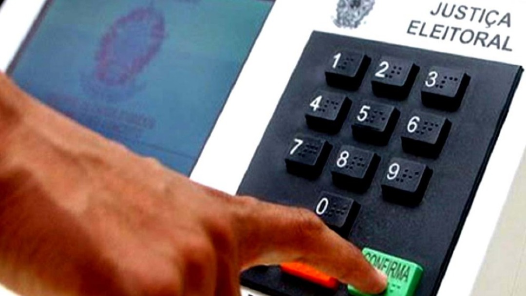 TSE abre prazo para solicitação de voto em trânsito