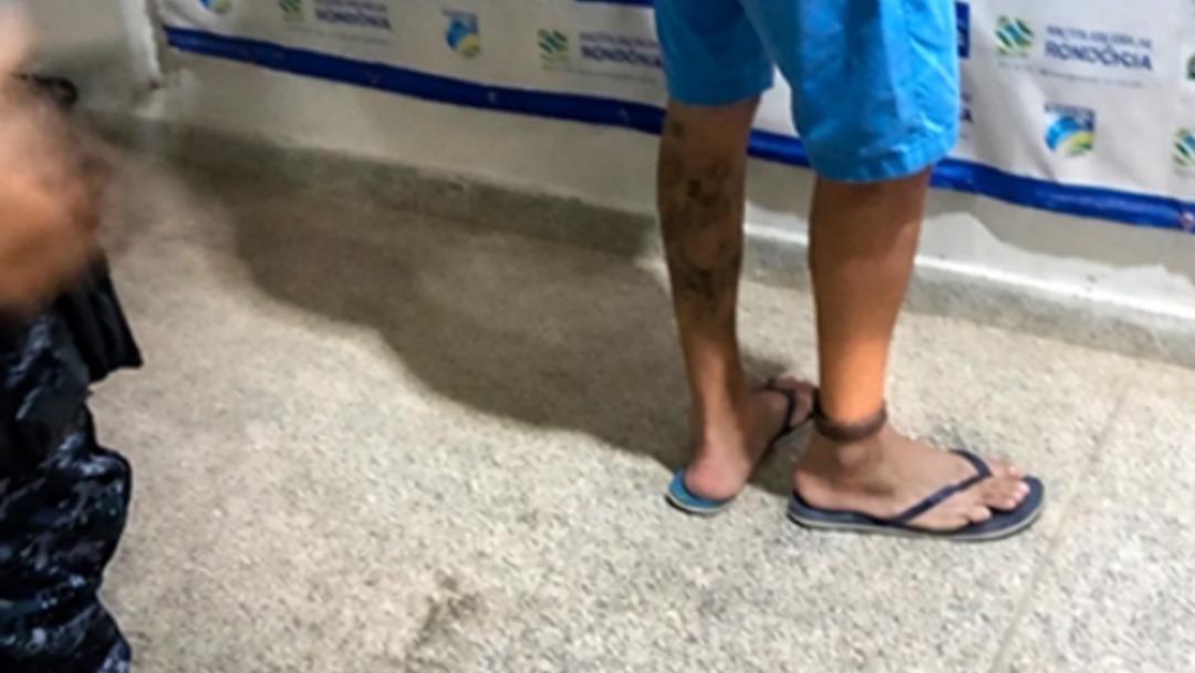 Albergado com tornozeleira é preso novamente por tráfico de drogas