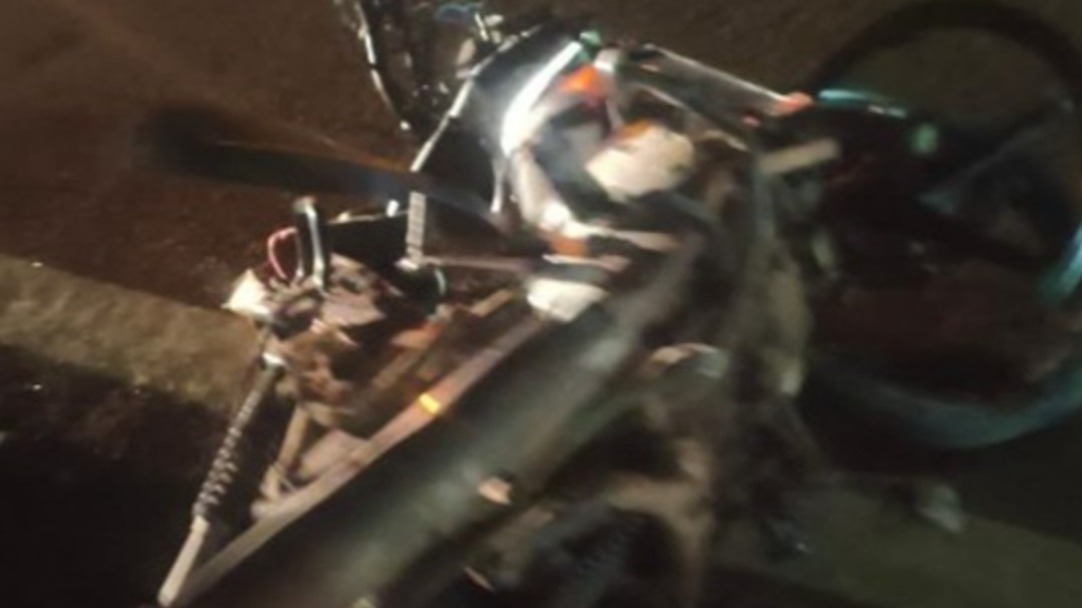 Mulher morre após colisão de moto com caminhonete na BR-364