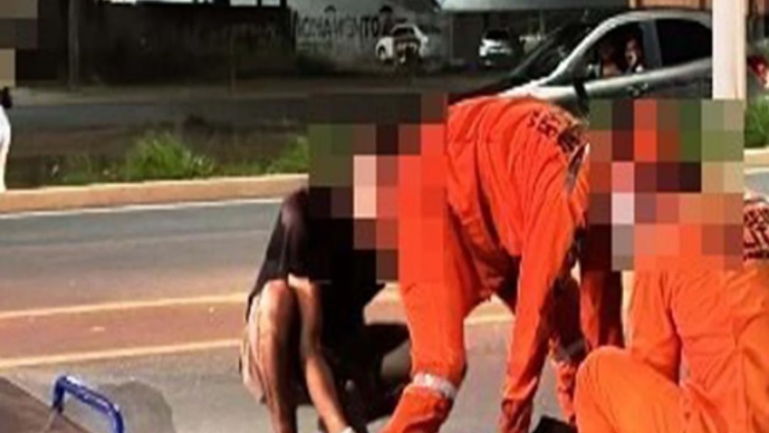 Homem fica ferido após ser atingido por carreta na BR-364