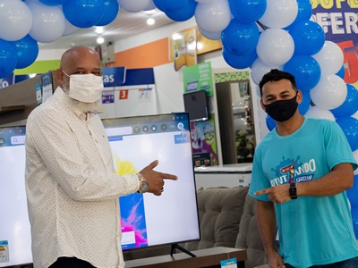    Campanha Pintando o 7, da Gazin, faz entrega de cheque simbólico de mais de R$ 12 mil para APAE Buritis - 1