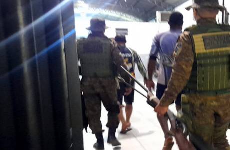 Batalhâo Ambiental prende trio com armas e carne de caça em Jaci-Paraná