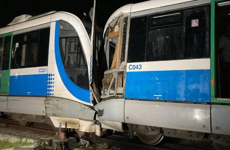 Dois trens colidem e deixam 21 pessoas feridas em João Pessoa