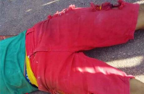 Jovem de 26 anos é assassinado com vários tiros em distrito da capital