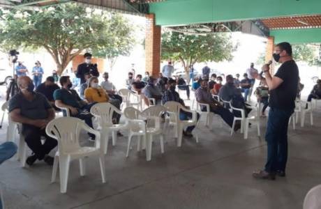 Mais de 200 toneladas de calcário vão beneficiar produtores rurais de Pimenta Bueno