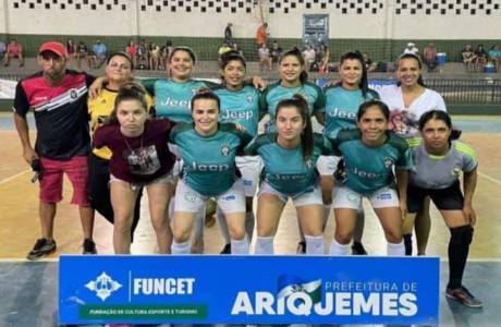 Máquina Preta conquista terceiro lugar em campeonato de futsal de Ariquemes