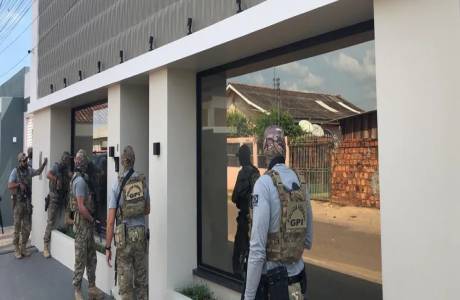 Operação da PF mira em grupo criminoso que extraia e comercializava ouro de forma ilegal em RO e AM