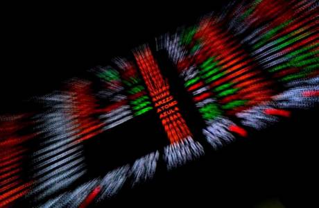 Semana de Variações: Bolsa Recua e Dólar Sobressai em Meio à Expectativa da Inflação nos EUA