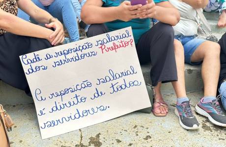 Servidores Municipais de Buritis Realizam Manifesto por Reposição Salarial