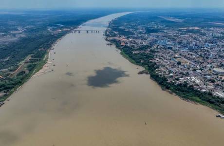 Volume de chuva equivalente ao de uma semana caiu em um só dia na capital; mais de 20 solicitações de ajuda foram recebidas pela Defesa Civil